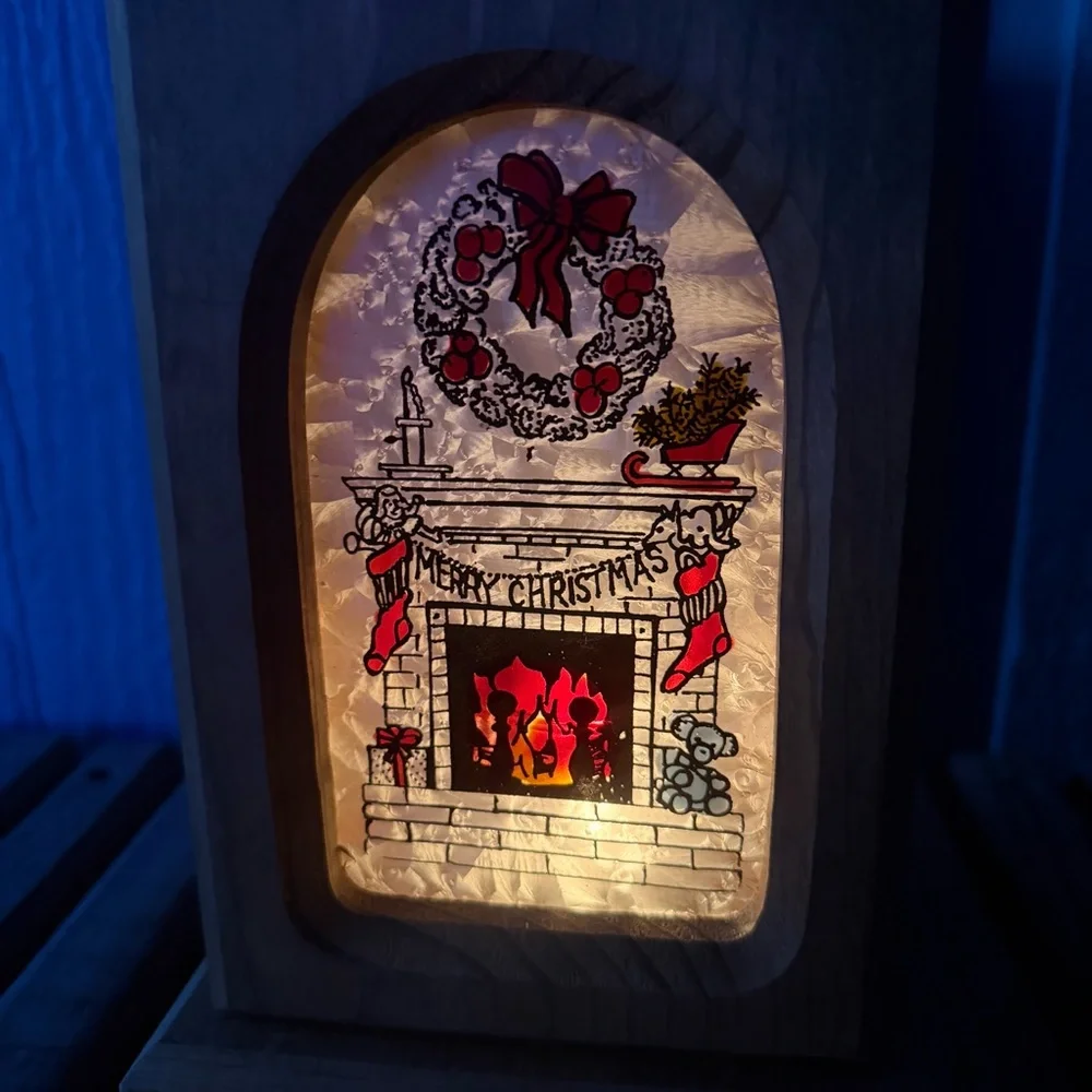 Vintage Wooden Christmas Scene Lantern Glass Fireplace Night‎ Light Wood Kitsch